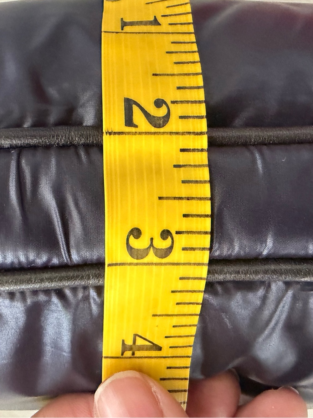 NWOT Tumi Black Puffer Laptop Crossbody Bag - Picture 12 of 12